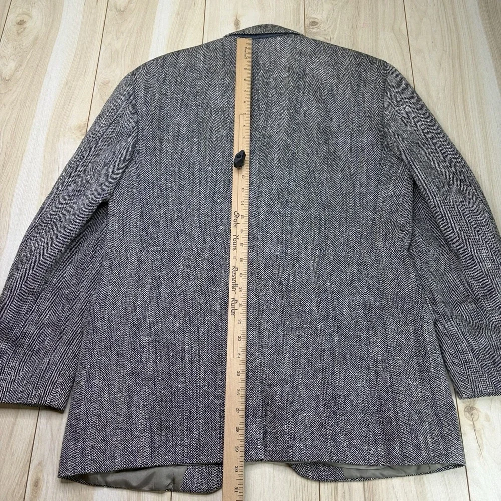 VTG Brooks Brothers Windowpane Tweed Wool Herringbone Blazer Mens 39R Sport Coat